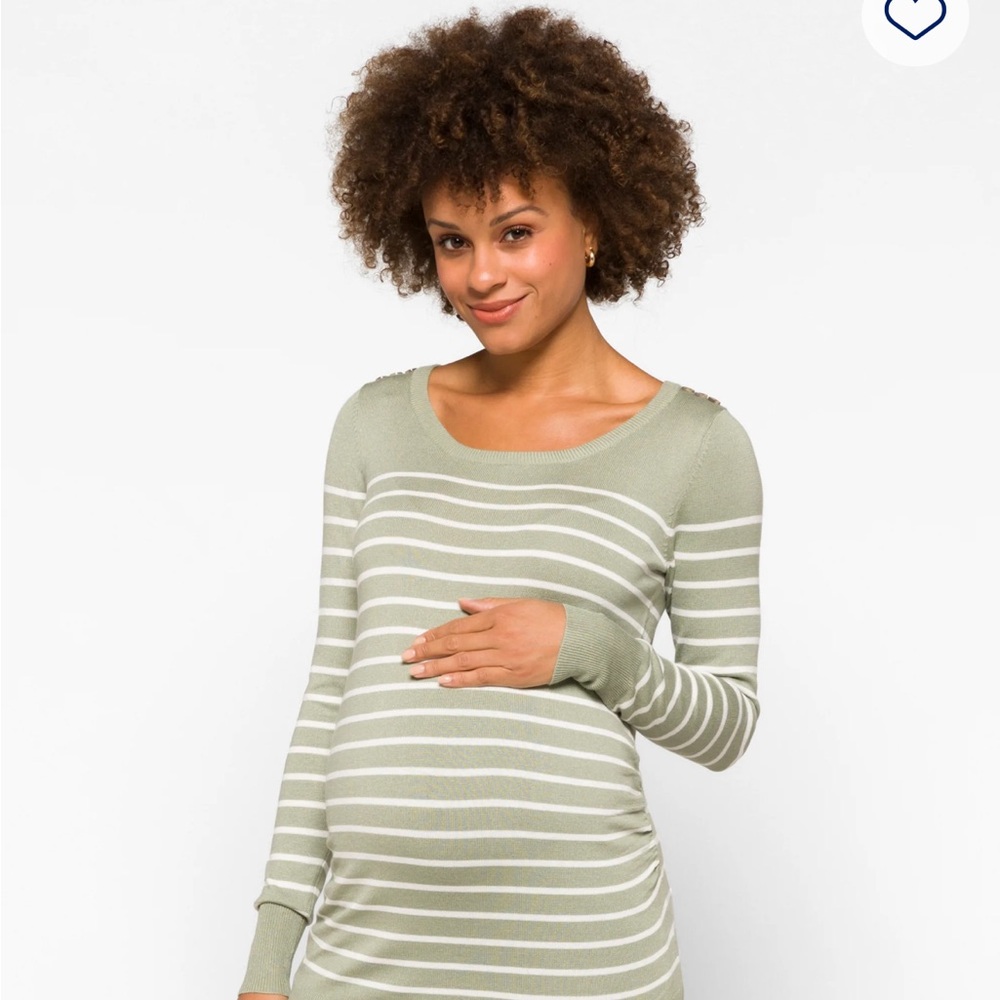 LETY & ME Patton Maternity Button Detail Sweater